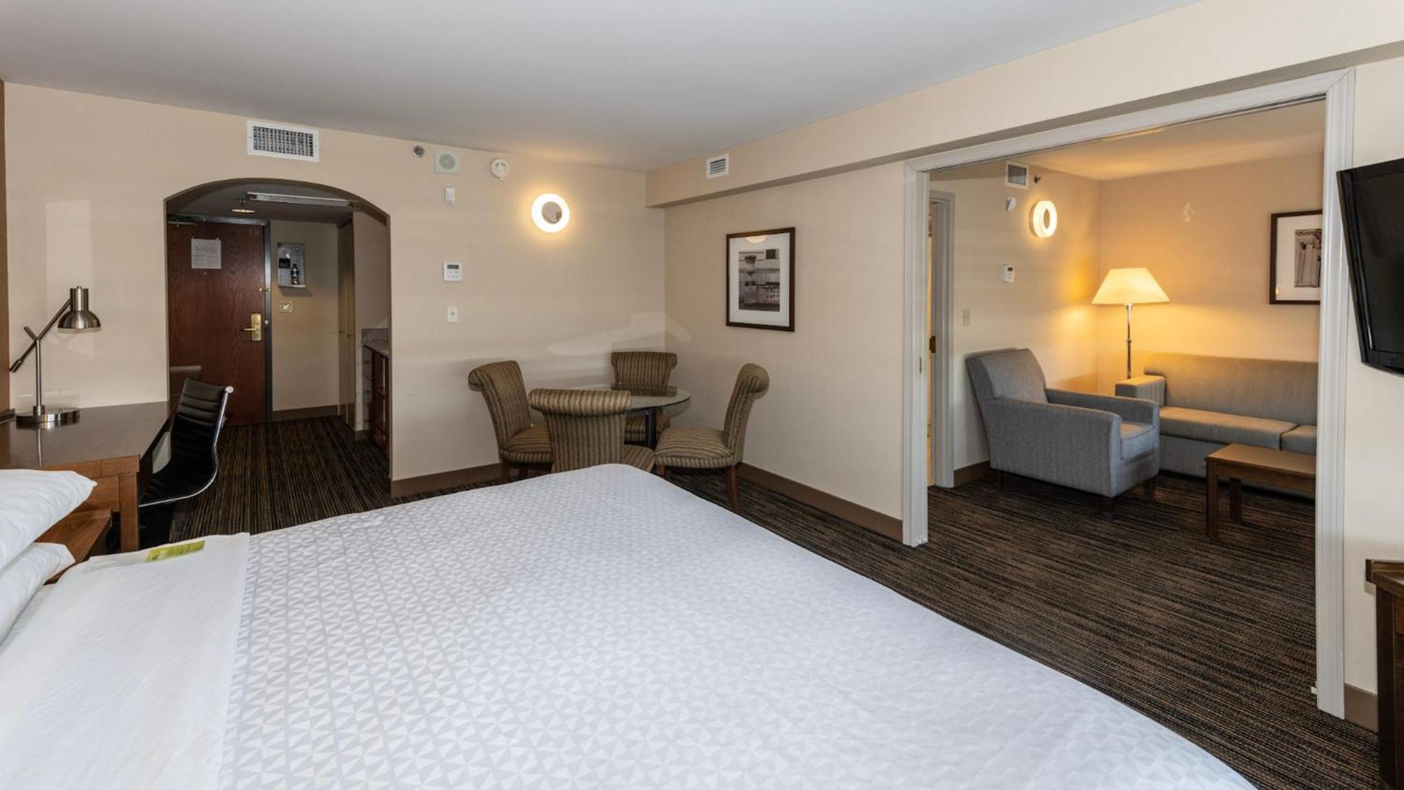 Lakeview Signature, Trademark Collection By Wyndham Winnipeg Exterior photo